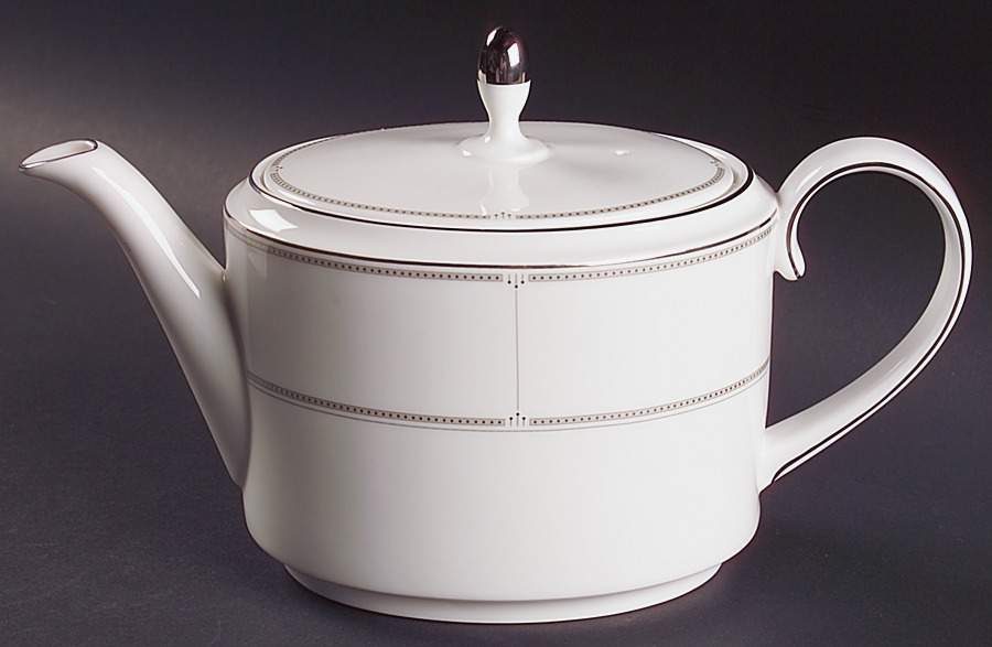 Sloane Square Teapot & Lid by Wedgwood-1