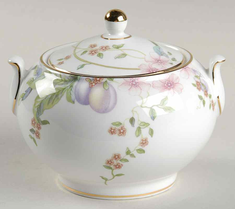 Sweet Plum Sugar Bowl & Lid by Wedgwood-1