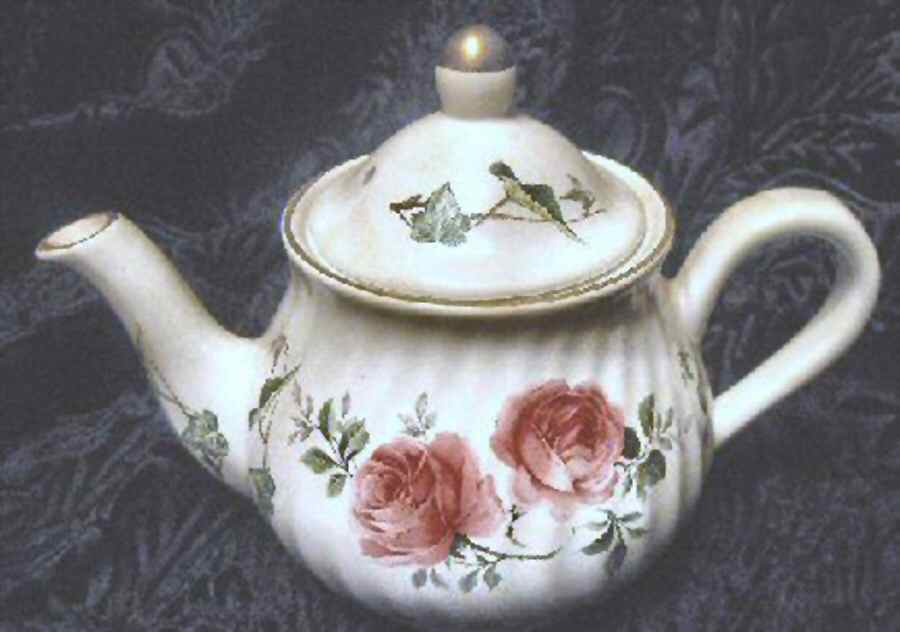 6426 Teapot & Lid by Arthur Wood-1