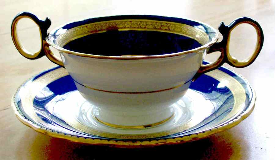 W537 Footed Cream Soup Bowl & Saucer Set by Wedgwood-1