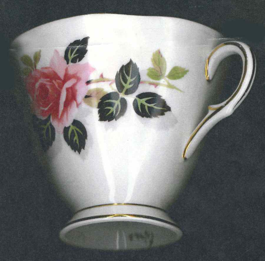 576-52 Footed Cup by Windsor (England)-1