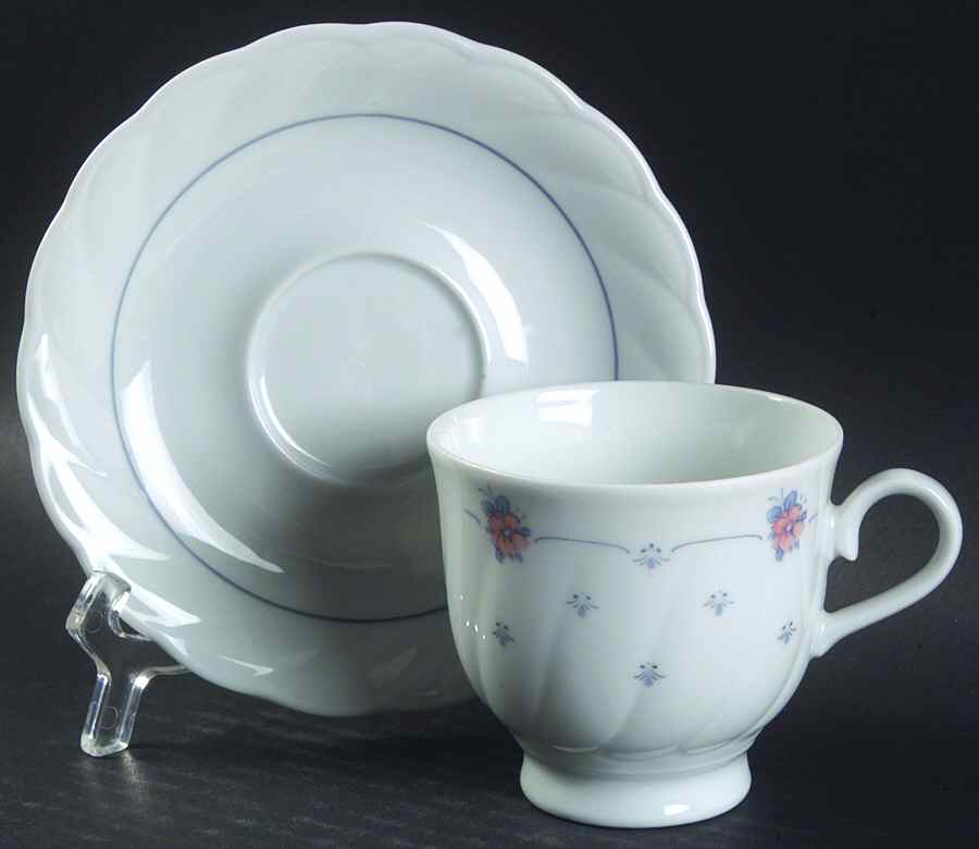 WIG972 Footed Cup & Saucer Set by Winterling - Bavaria-1