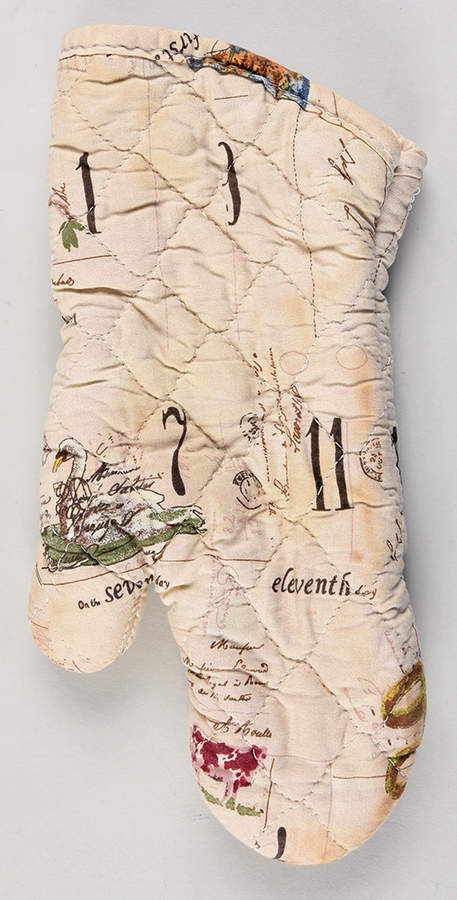 12 Days of Christmas (Black Numbers, Rim Shape) Cloth Oven Mitt by Williams-Sonoma-1