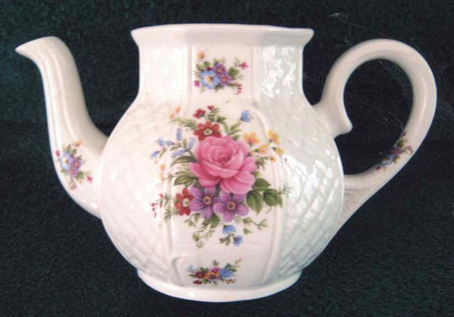 Trentham Teapot No Lid by Arthur Wood-1