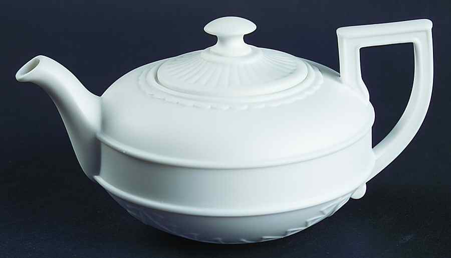 Teapot Candles 11 O'Clock Teapot Candle with Lid by Wedgwood-1