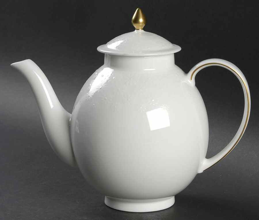 Daisy Blanc Tea/Coffee Pot & Lid by Waterford China-1