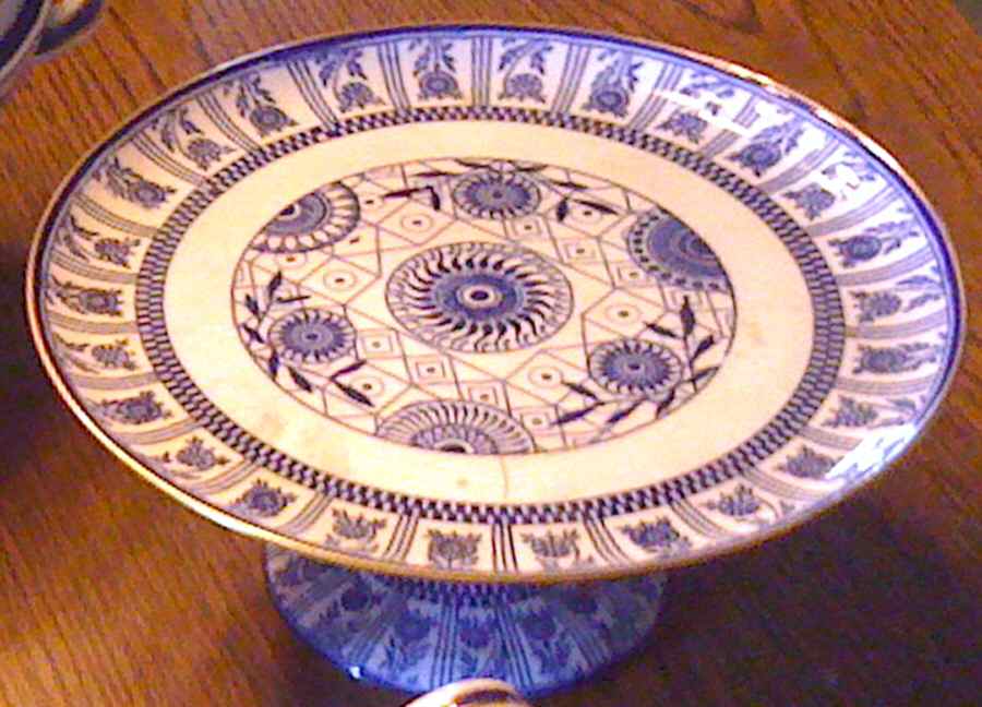 WW447 Footed Cake Plate by Wedgwood-1