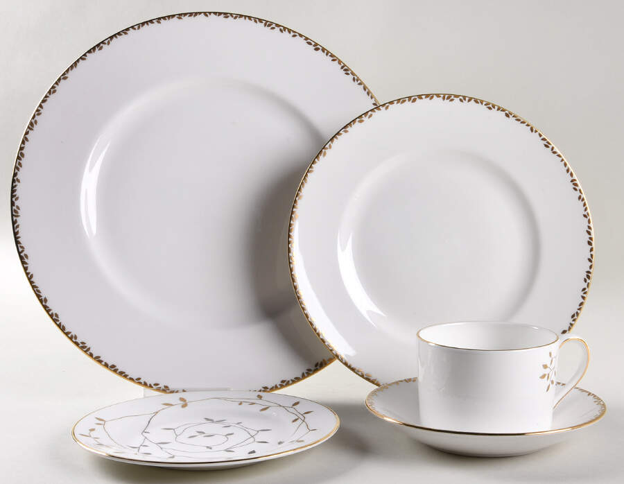Gilded Leaf 40 Piece Estate Set by Wedgwood-1