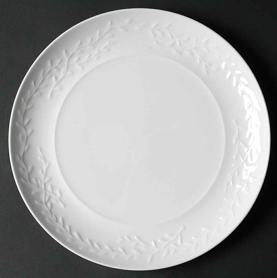 Garland Romance Dinner Plate by Waterford China-1