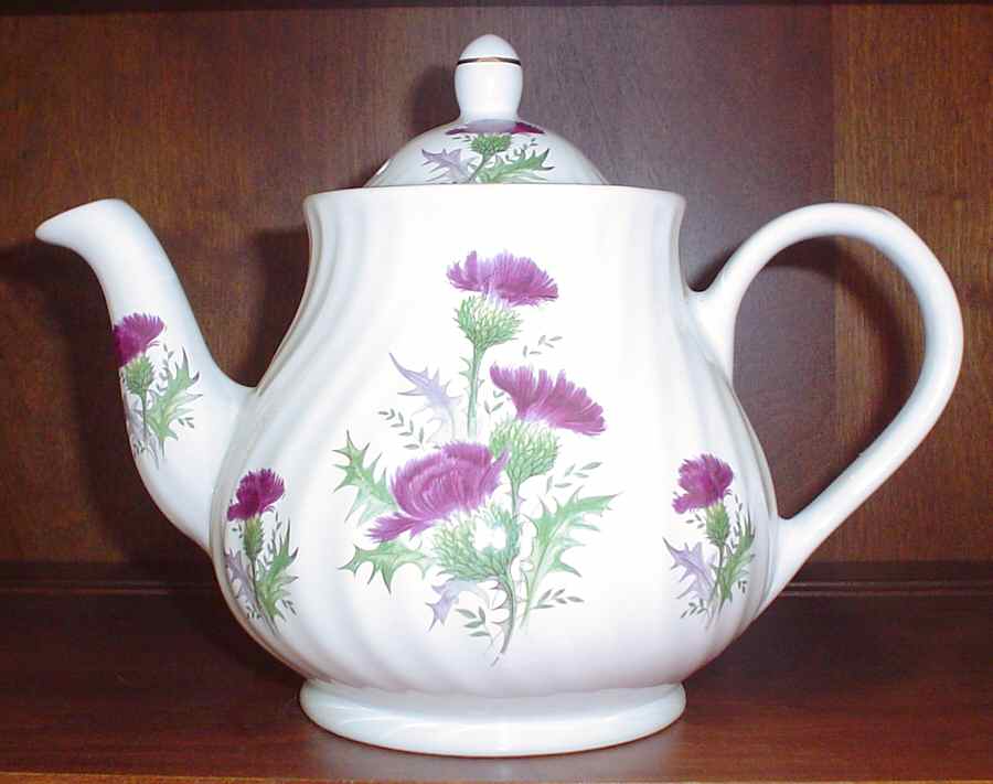 6652 Teapot & Lid by Arthur Wood-1