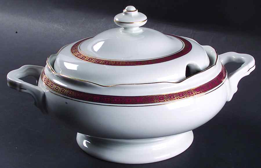13181 Tureen &  Lid by Wawel-1