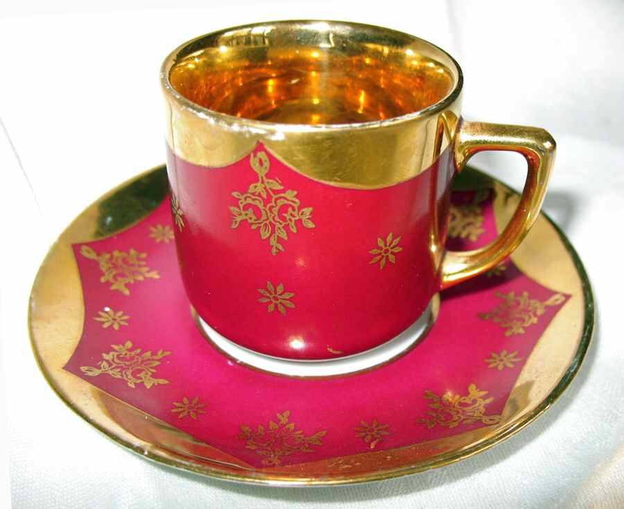 WIG996 Flat Demitasse Cup & Saucer Set by Winterling - Bavaria-1