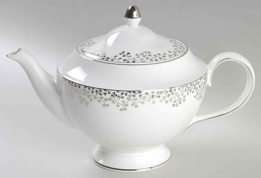Bouquet Tea/Coffee Pot & Lid by Wedgwood-1