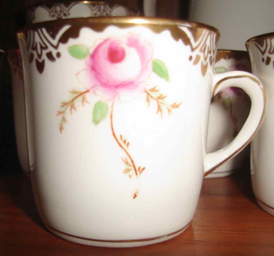 5620 Flat Cup by Wellington (England)-1