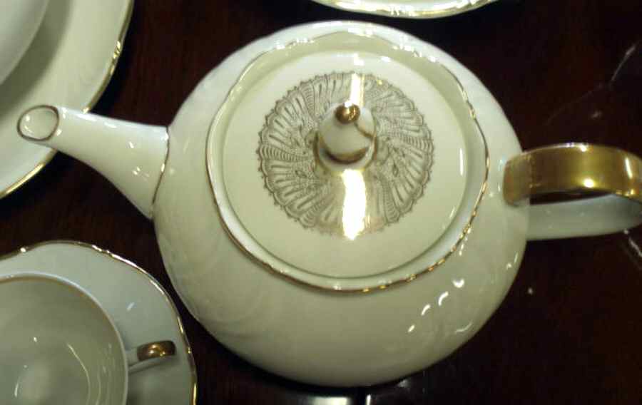 WIG743 Teapot & Lid by Winterling - Bavaria-1