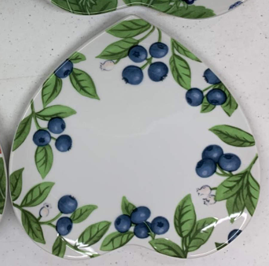 Berry Collection 6" Heart Plate by Williams-Sonoma-1