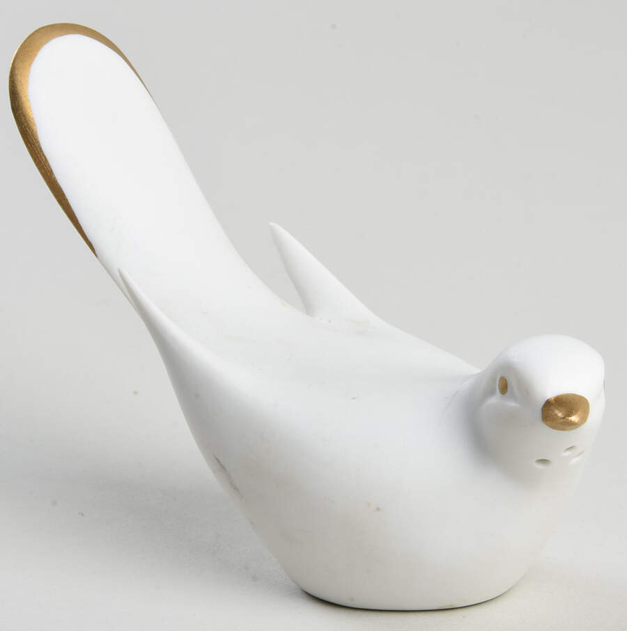 Golden Bird Figural Pepper Shaker by Wedgwood-1
