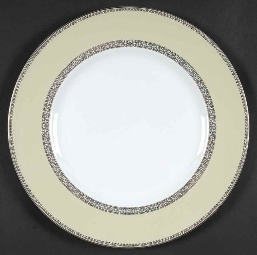 Vera Lace Bouquet Fern Dinner Plate by Wedgwood-1