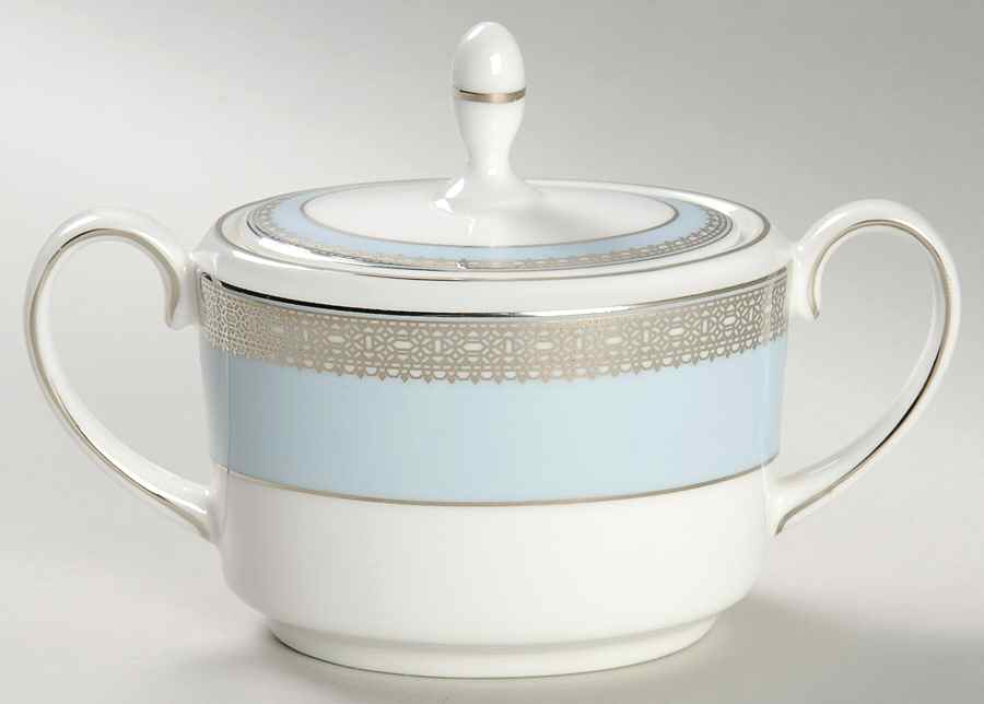 Vera Lace Bouquet Iris Sugar Bowl & Lid by Wedgwood-1