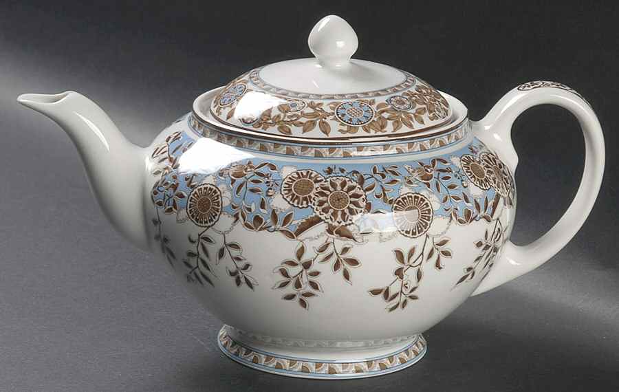 Conservatory Collection Teapot & Lid by Wedgwood-1