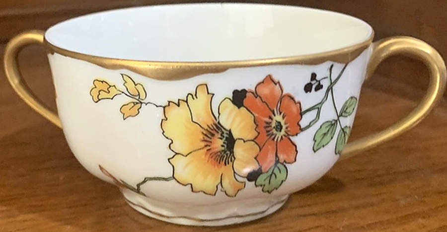 B2036-1 (Gold Daubs and Trim) Flat Bouillon Cup by Warwick-1