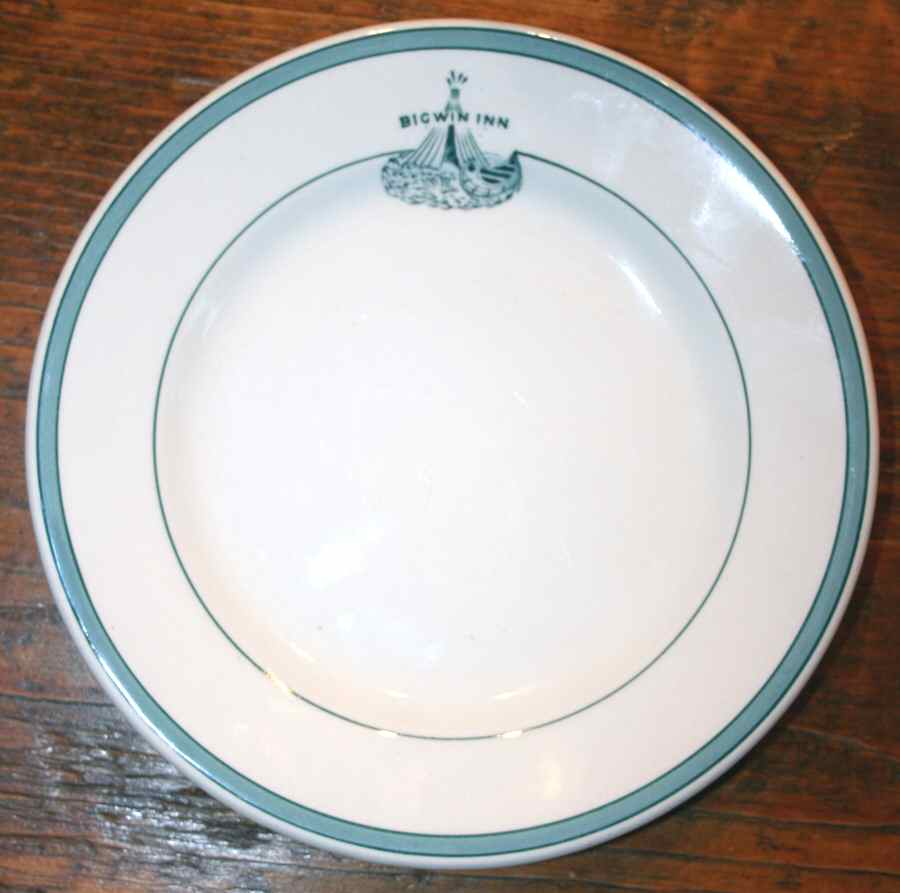 WOO154 Dinner Plate by Wood & Sons-1