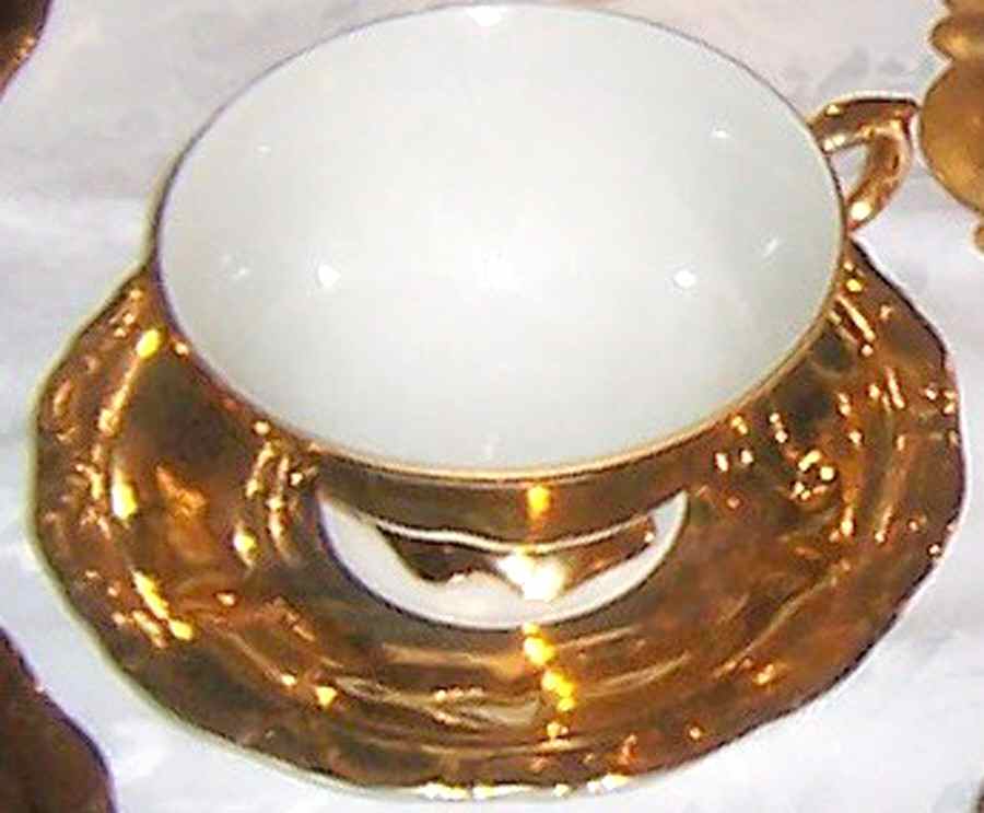 WLD28 Footed Cup & Saucer Set by Waldershof-1