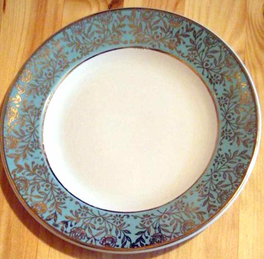 Dorchester Dinner Plate by Washington Pottery-1