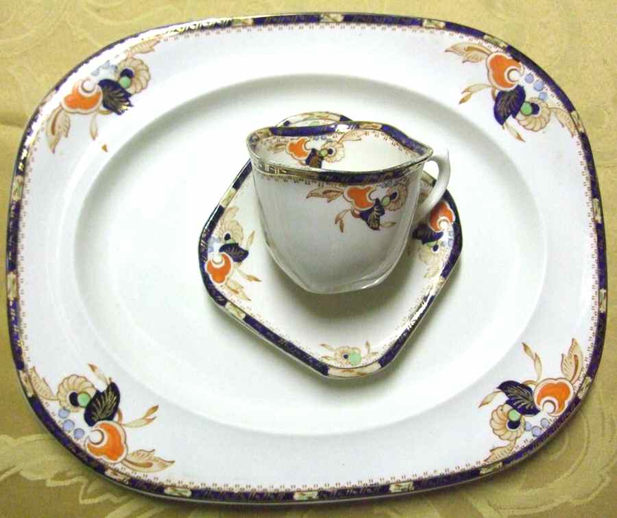 Auckland 14" Oval Serving Platter by Wood & Sons-1