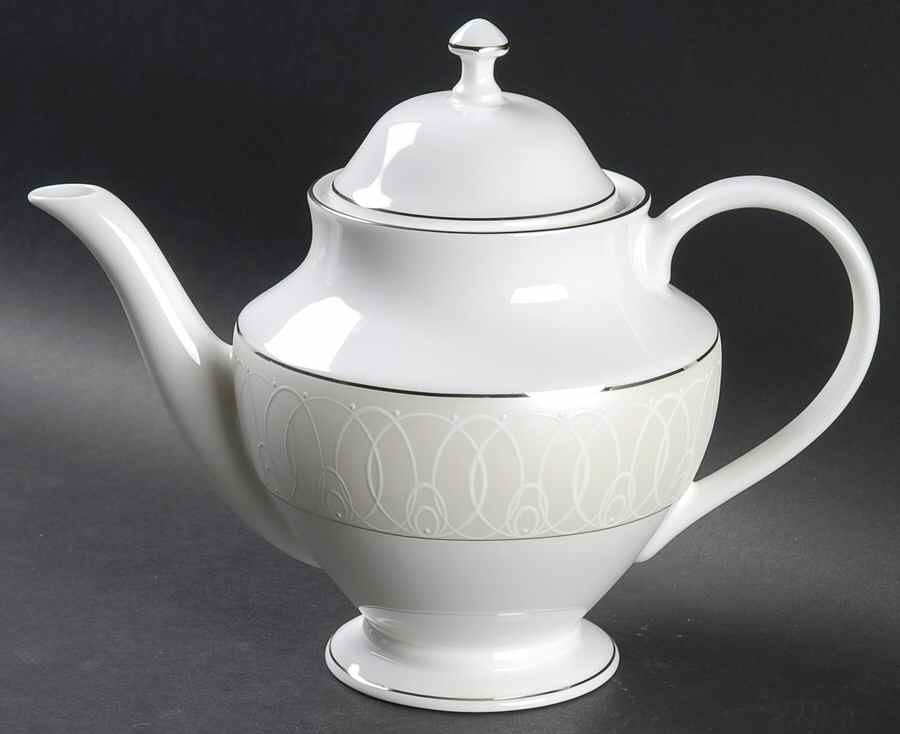 Ballet Icing Pearl Teapot & Lid by Waterford China-1