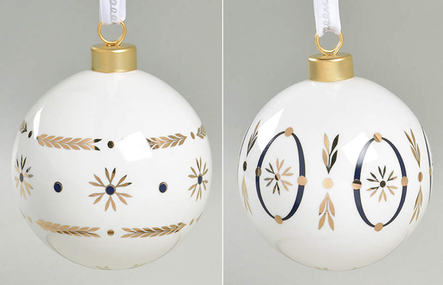 Renaissance Gold Ornament (Set of 2 Motifs) by Wedgwood-1