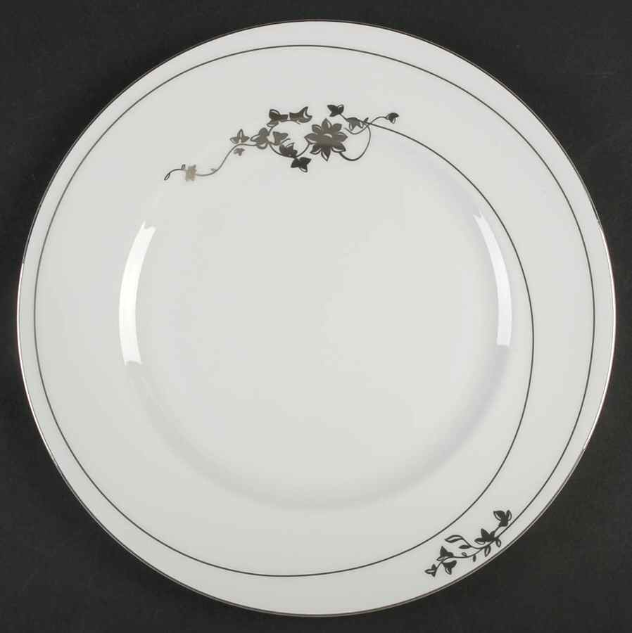 Vera Fleurs Dinner Plate by Wedgwood-1