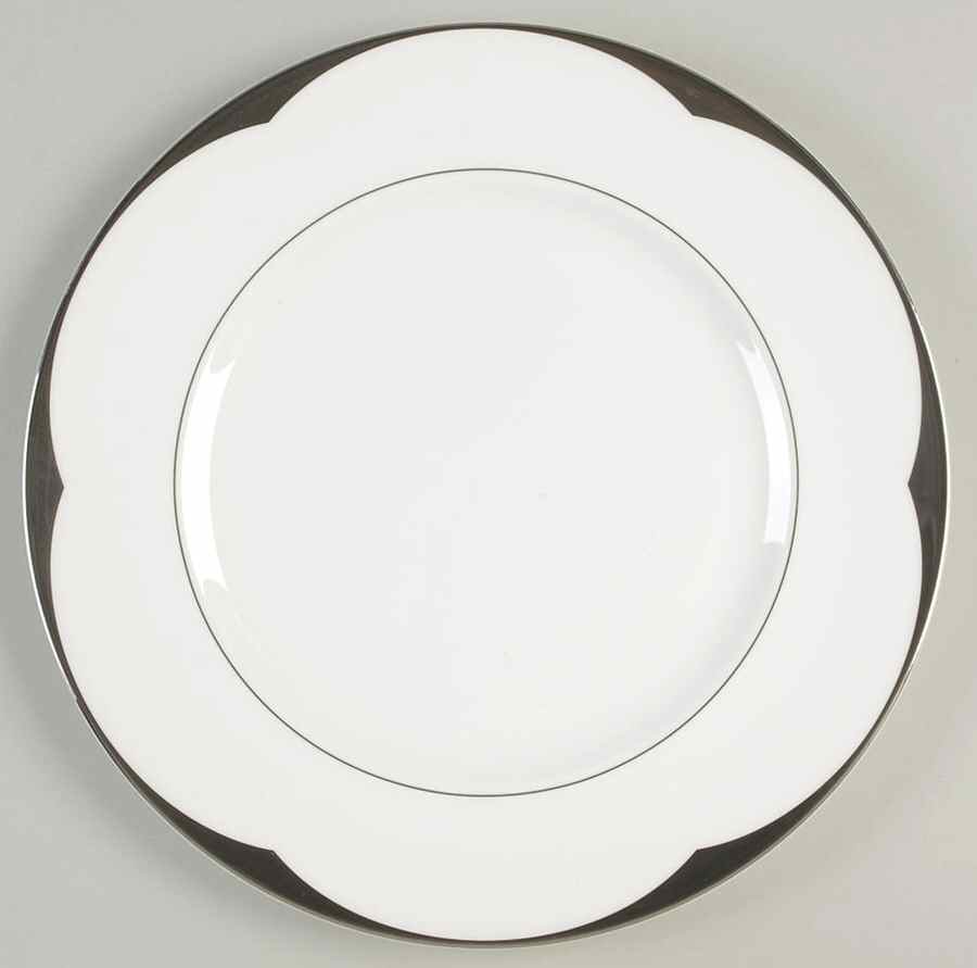 Vera Lotus Dinner Plate by Wedgwood-1