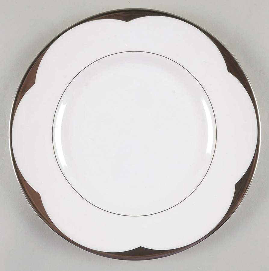 Vera Lotus Luncheon Plate by Wedgwood-1
