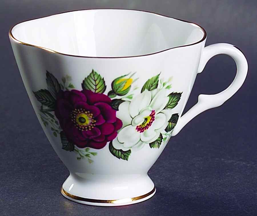 1577-52 Footed Cup by Windsor (England)-1