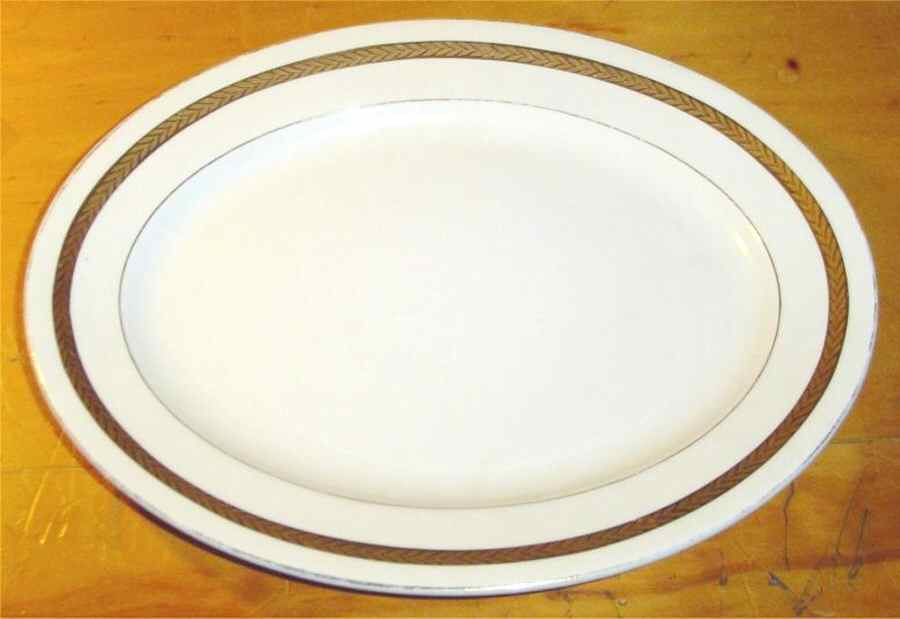 Lucerne 14" Oval Serving Platter by Wedgwood-1