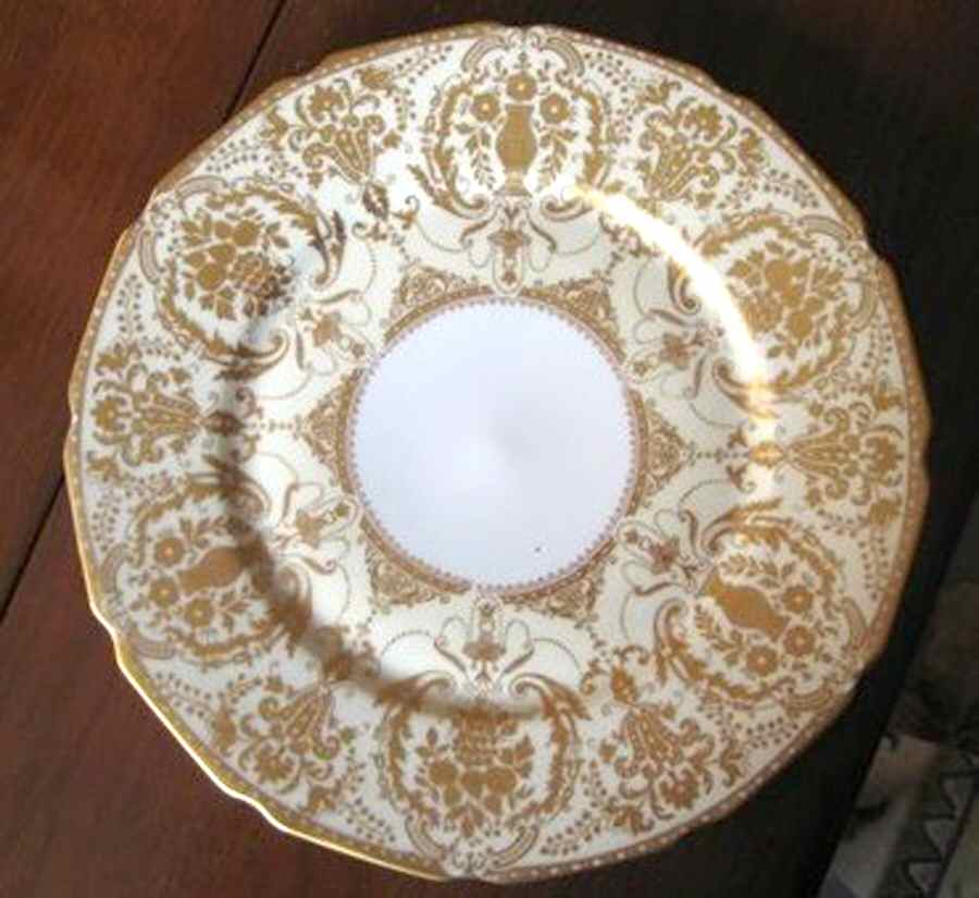 WAU9 Dinner Plate by Warrin (USA)-1