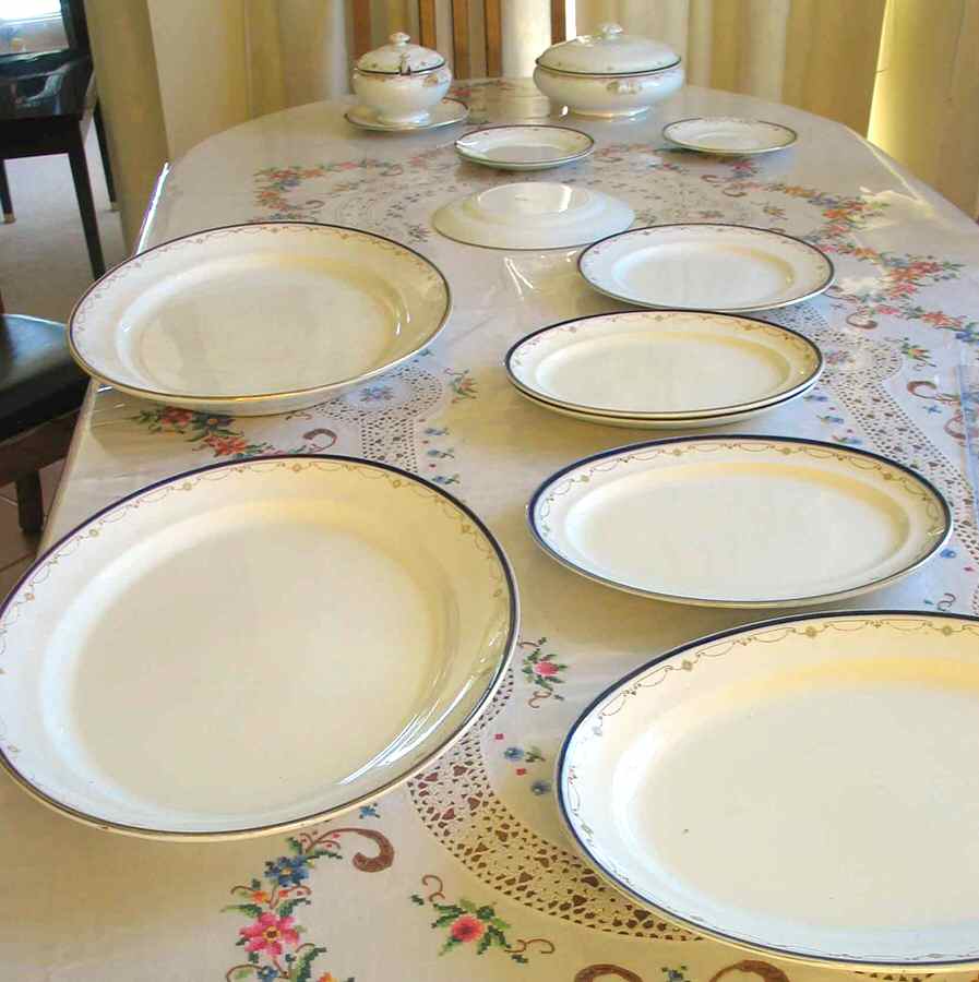 Blythe Dinner Plate by F Winkle-1