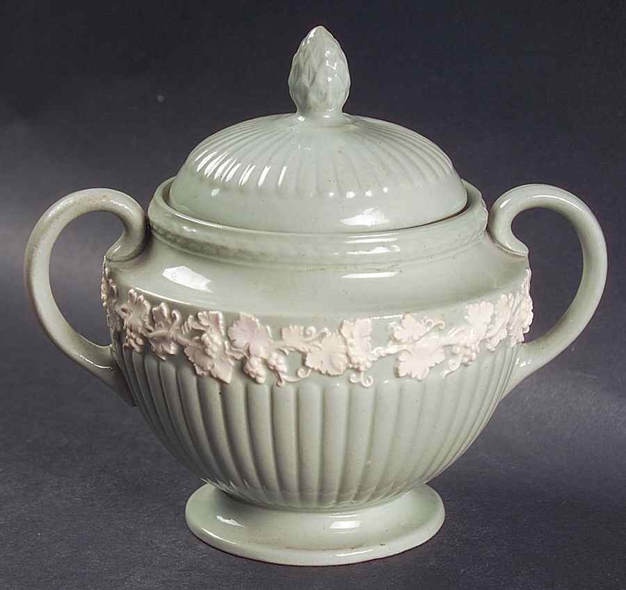 WW489 Sugar Bowl & Lid by Wedgwood-1