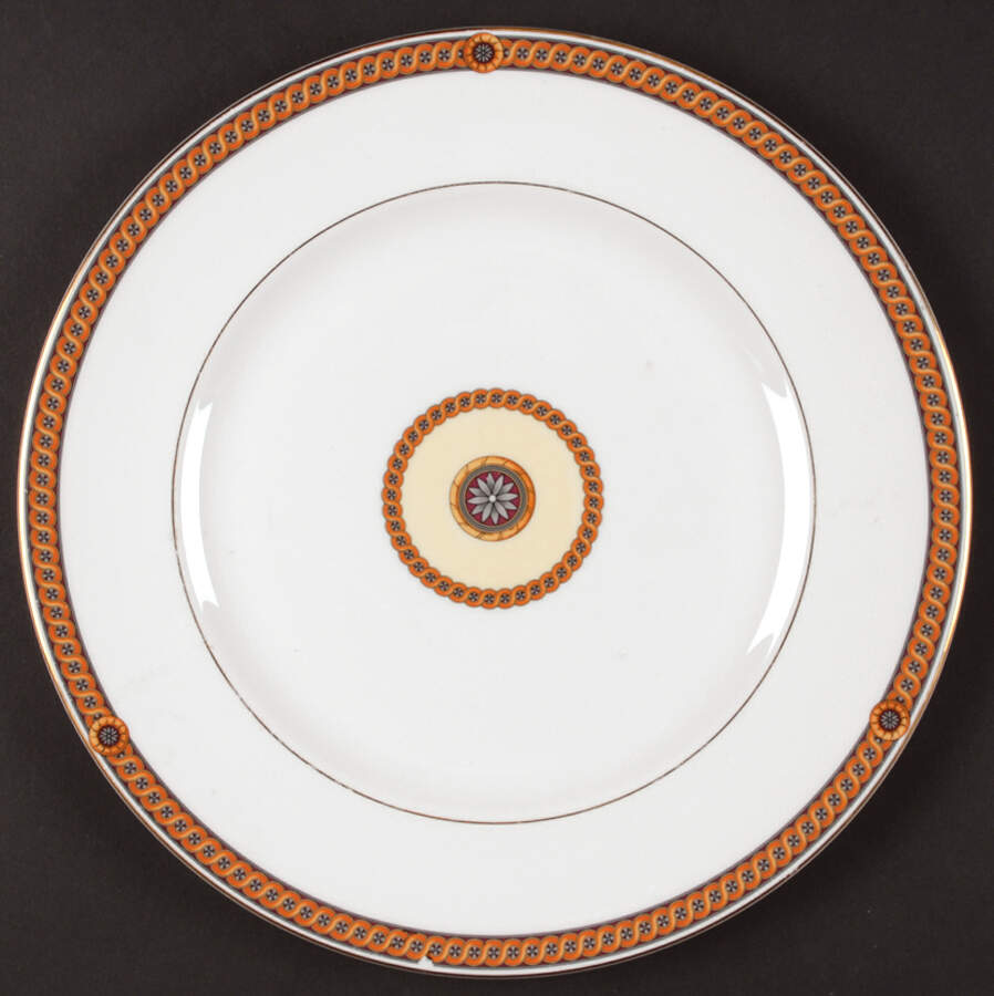 Commodore Accent Dinner Plate by Wedgwood-1