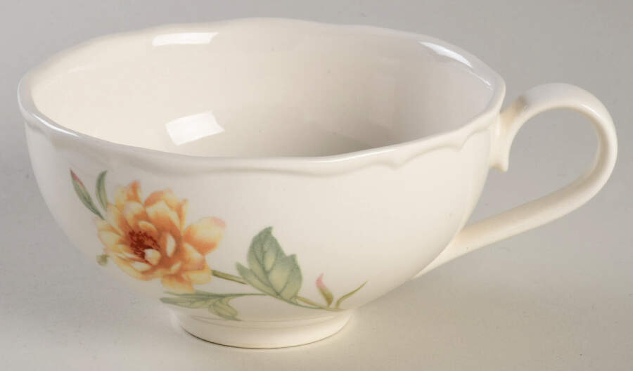 Martha's Garden Flat Cup by Wedgwood-1