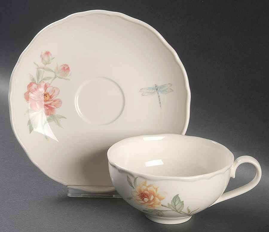 Martha's Garden Flat Cup & Saucer Set by Wedgwood-1