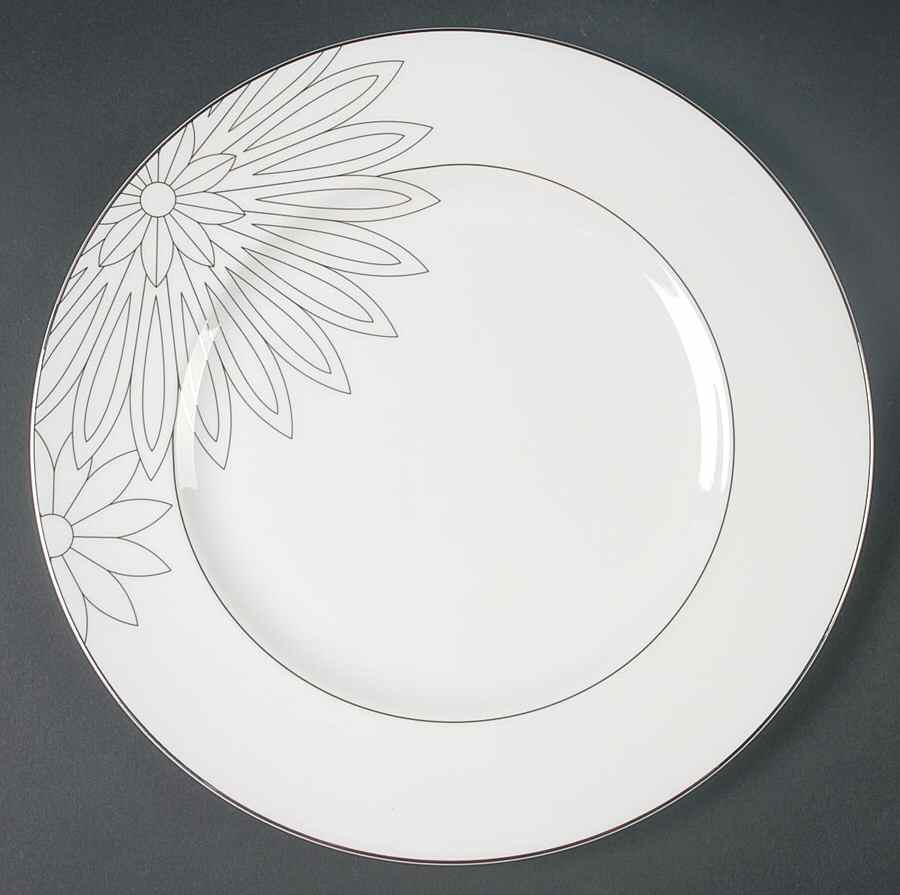 Modern Daisy Dinner Plate by Wedgwood-1