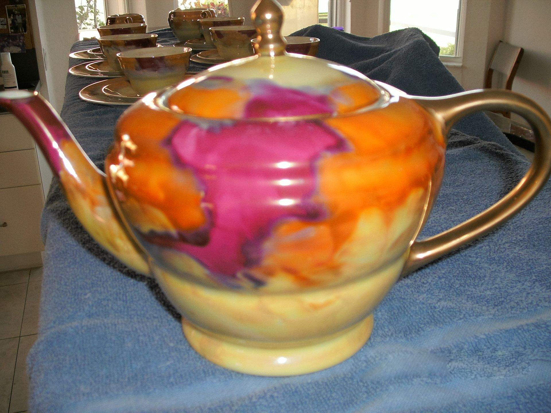 WBL18 Teapot & Lid by White Block-1