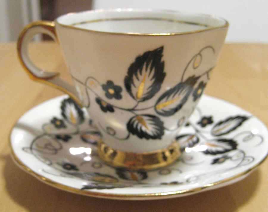 354-52 Footed Cup & Saucer Set by Windsor (England)-1