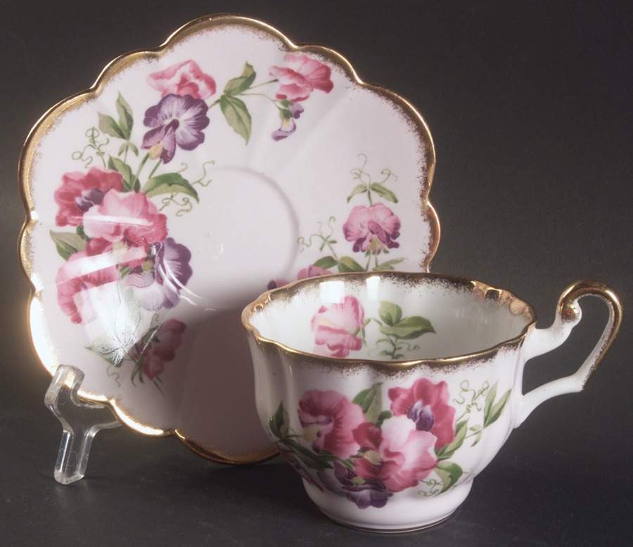 555-75 Flat Cup & Saucer Set by Windsor (England)-1