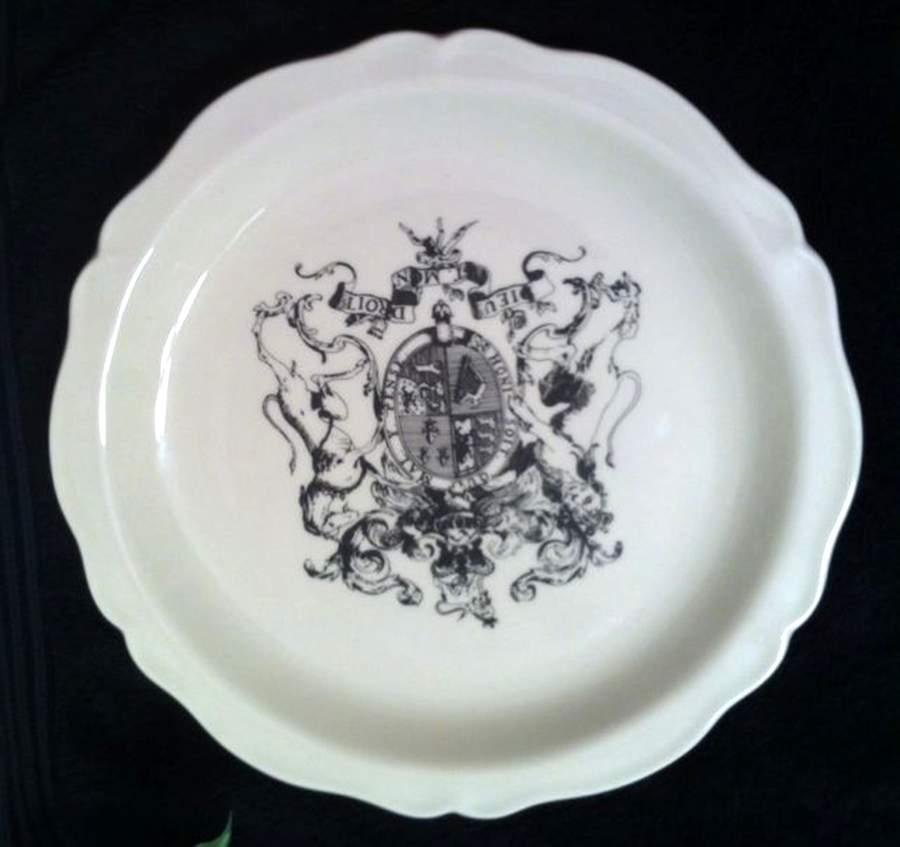 King's Arm Tavern-Williamsburg Dinner Plate by Homer Laughlin -1