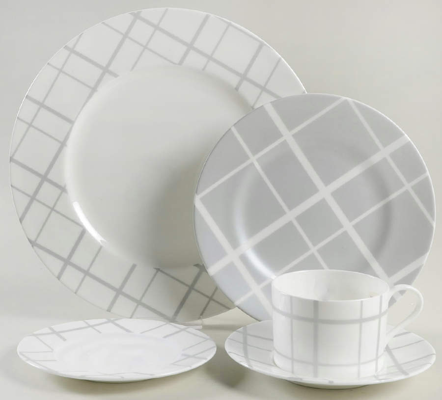 Crossroads Steel 5 Piece Place Setting by Waterford China-1