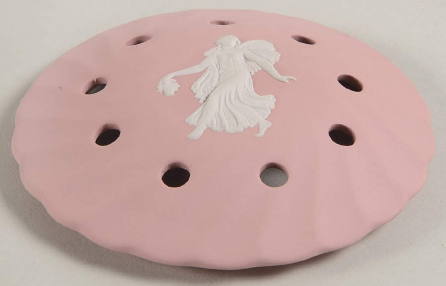 Cream Color on Pink Spiral Flute Potpourri Box, Lid Only by Wedgwood-1