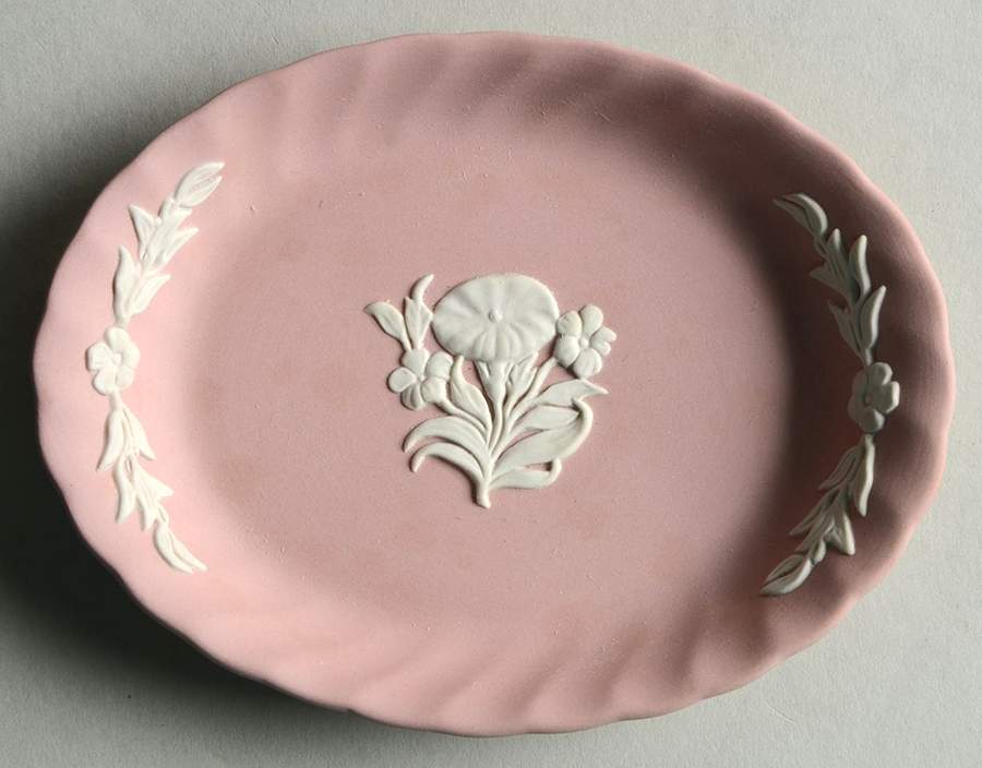 Cream Color on Pink Spiral Flute Pin Tray by Wedgwood-1